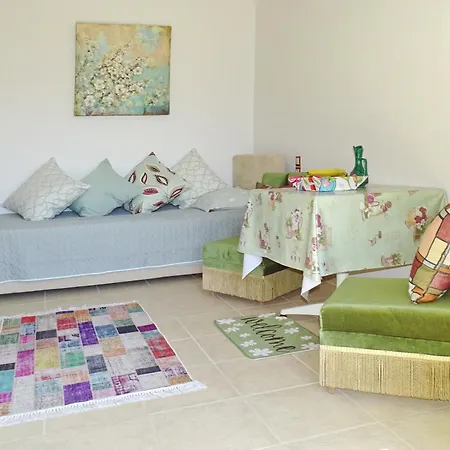 Marchie's Place - Spacious One Bedroom For Rent On Island Apartament Skopelos