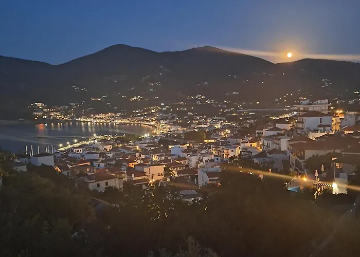 Marchie's Place - Spacious One Bedroom For Rent On Island Skopelos