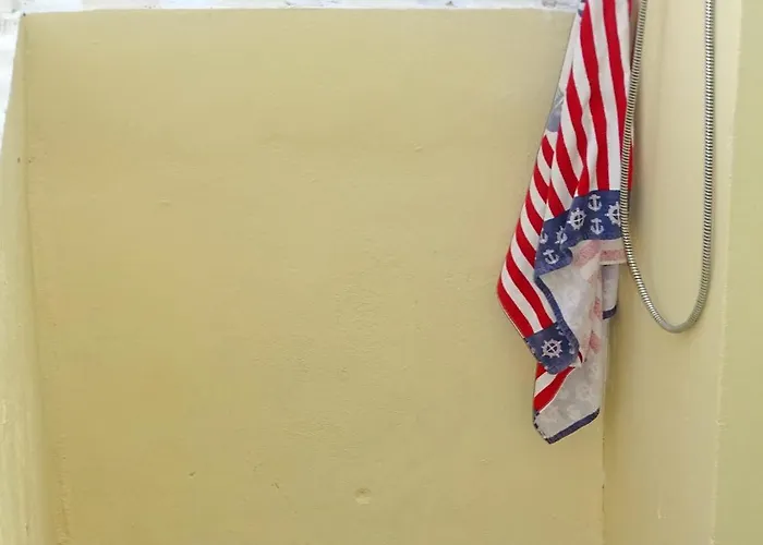 Marchie's Place - Spacious One Bedroom For Rent On Island Skopelos